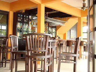 Отель Lembah Impian Country Homes Resort Кота-Кинабалу